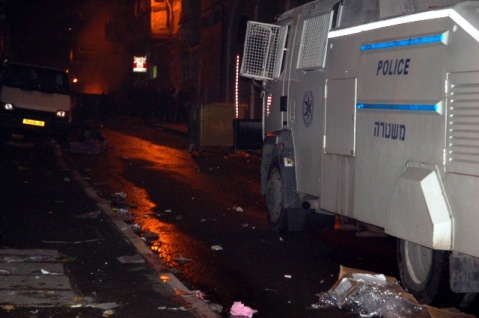 Демонстрация против проведения гей парада в Иерусалиме в 2006 году. Ультро религиозный район Меа Шеарим